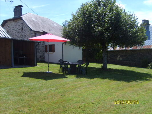 MeubléBLANCHE-BassignacLeHaut_jardin2