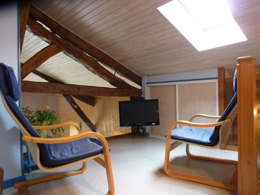 Mezzanine 2