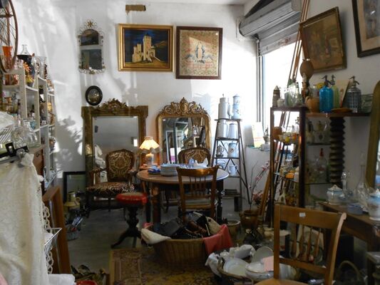 Brocante "Passé et présent"