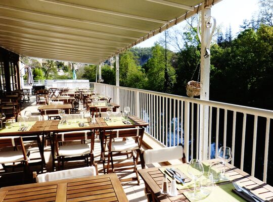 Restaurant Hotel des grottes à Cabrerets