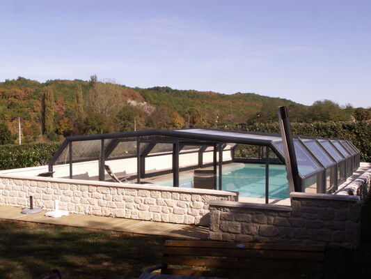 piscine avec couverture
