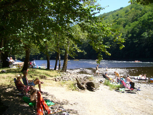 Plage du camping - Camping le Vaurette - Argentat - Vallée de la Dordogne