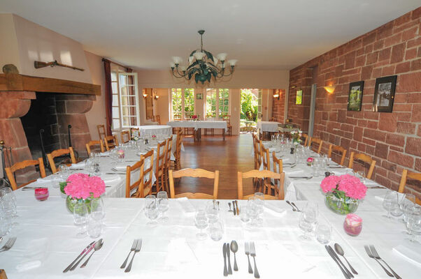 Restaurant - accueil pour les groupes - 12- Relais Saint Jacques - Collonges-la-Rouge