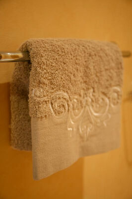 Salle de bain - Suite Natur'ailes - © Hameau du Quercy -012