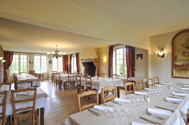 Salle du restaurant- Relais Saint Jacques - Collonges-la-Rouge