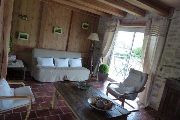 Salon gite Jarrige Lot