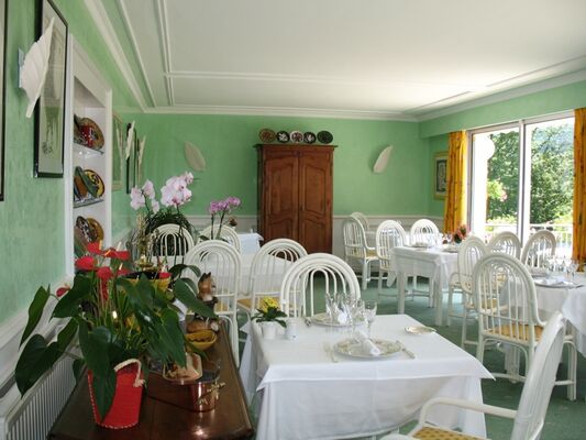 VillaRic-Resto