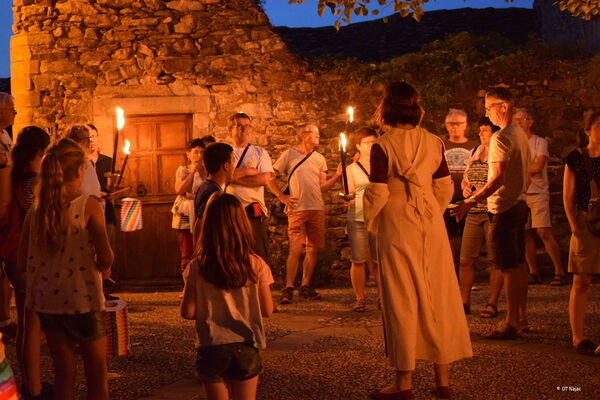 Visite-aux-flambeaux©OT-Najac