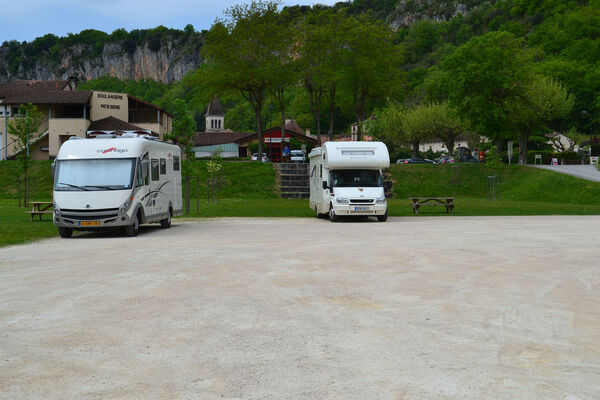 Aire De Camping Car Saint Cirq Lapopie Aire De Camping Car Saint Cirq Lapopie