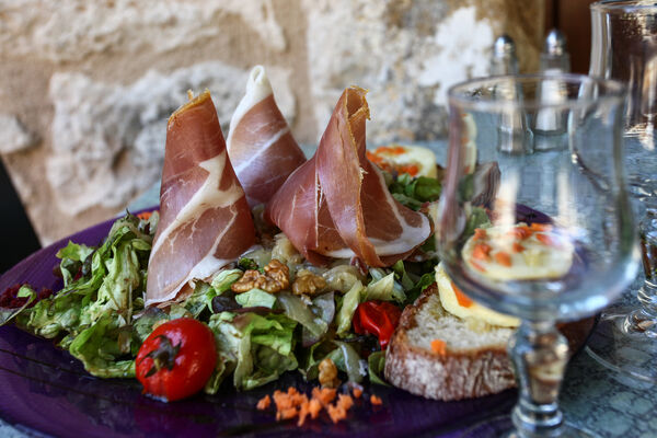 auberge de la fontaine-autoire-salade jambon