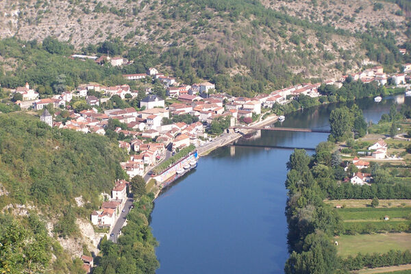 Gîte La Prade à Douelle