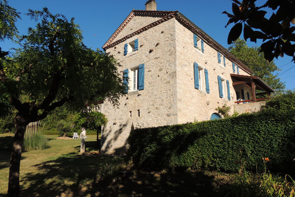 Gîte la combe à Douelle