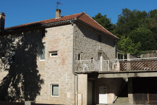 Gîte La Prade à Douelle