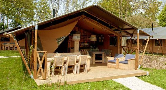 camping-ferme-des-campagnes-Rocamadour-Lodge ext