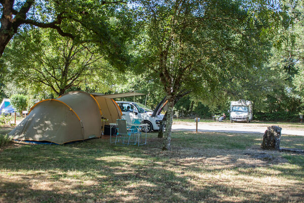 camping-ferme-des-campagnes-Rocamadour-emplacements