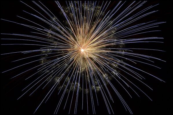 fireworks-102971_1280©christy1