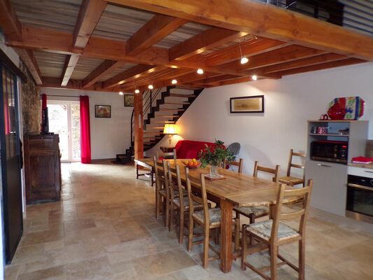 la pièce principale et la cuisine 44m²