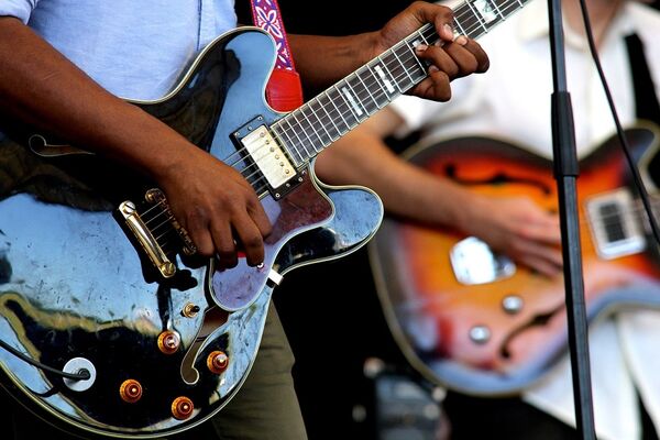 guitars-2033566_1280©pixabay