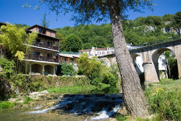 Hôtel Restaurant La Truite Dorée à Vers