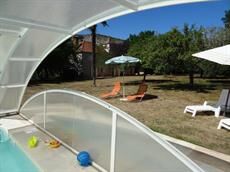 la bourgnette vue de la piscine