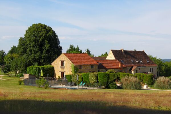 le gite la prairie et sa piscine privée (2)