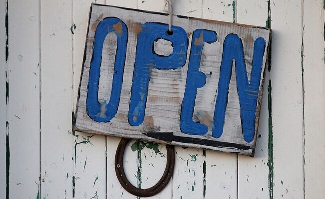 open-966315_1280©pixabay