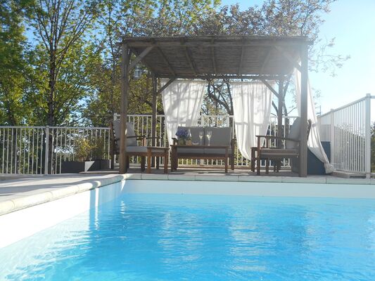 piscine pergola