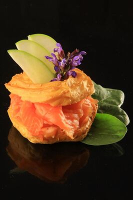 restaurant le Chateau-Rocamadour-Gougère au saumon