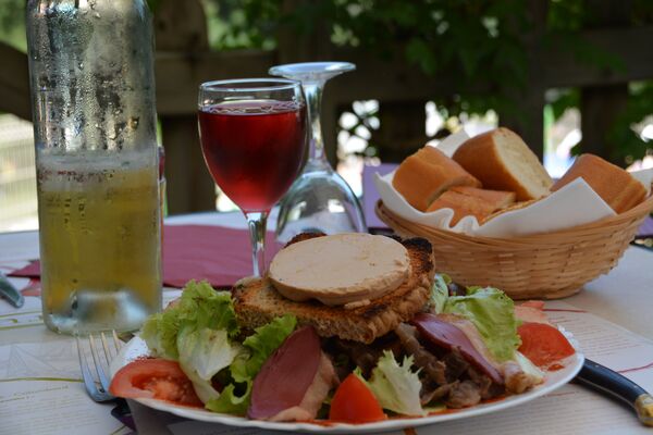 salade_foie_gras_restaurant_camping_les_pins_46