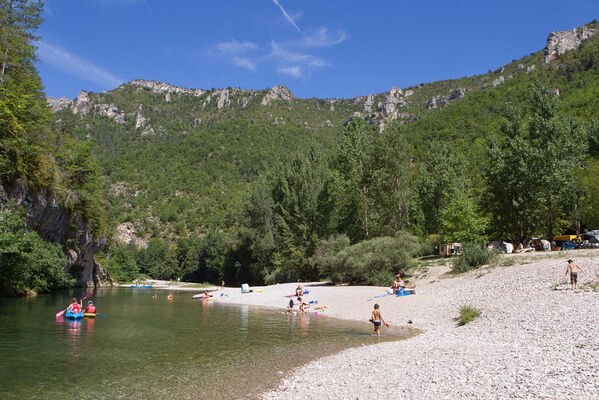 plage-camping-la-blaquiere-gorges-du-tarn