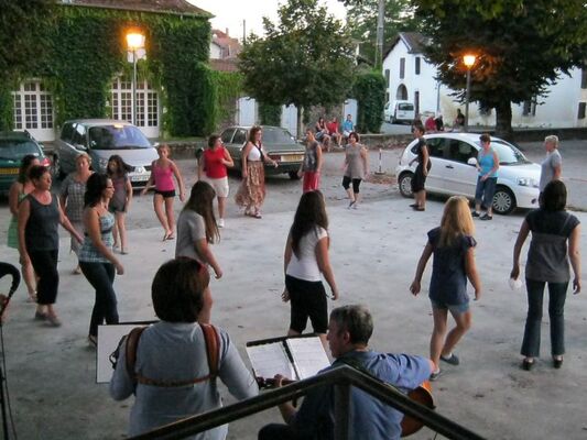 Atelier danses traditionnelles