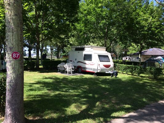 Camping Pyrénées Nature (Mathieu PIERRE)