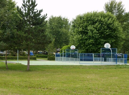 Camping Pyrénées Nature - Terrain multi-sport (OT)
