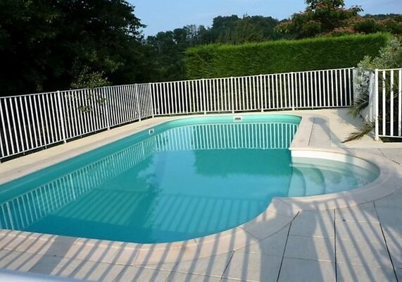Camping Pyrénées passion - Piscine (BRUNET Stéphane)