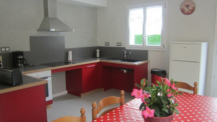 Gîte Haristouy - Séjour et cuisine