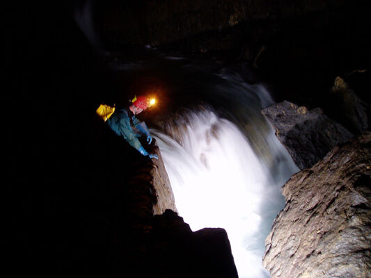 Grotte de la Verna_rivière_Sainte Engrâce