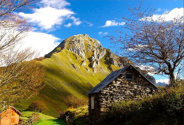 Vue Lourdios Ichère