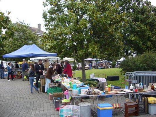 Visuel Vide grenier
