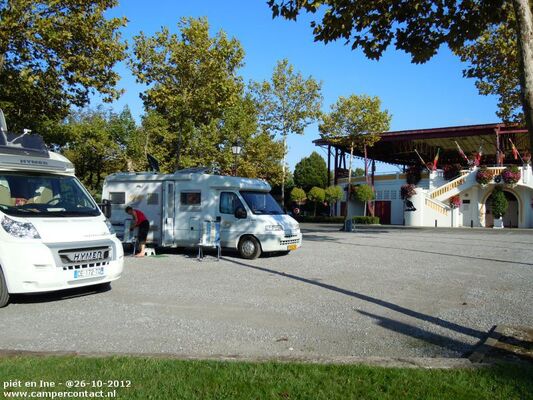 aire camping car pomarez