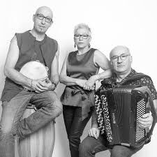 trio-romance-de-barrio