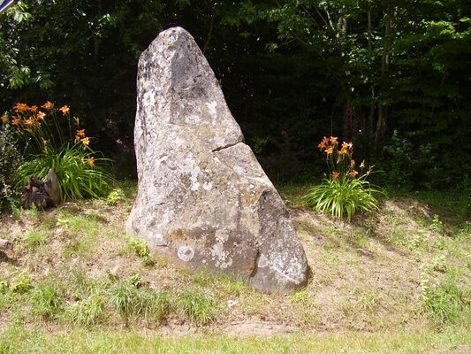 Menhir de l'Hermite - Essarts les Sézanne