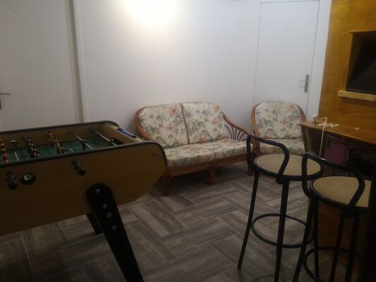 Salon etage babyfoot + borne d'arcade multijeux