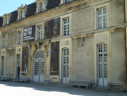 Palais du Tau