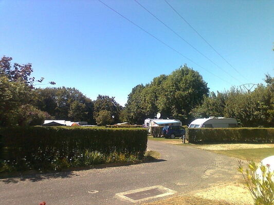 Camping La Croix Badeau - les emplacements