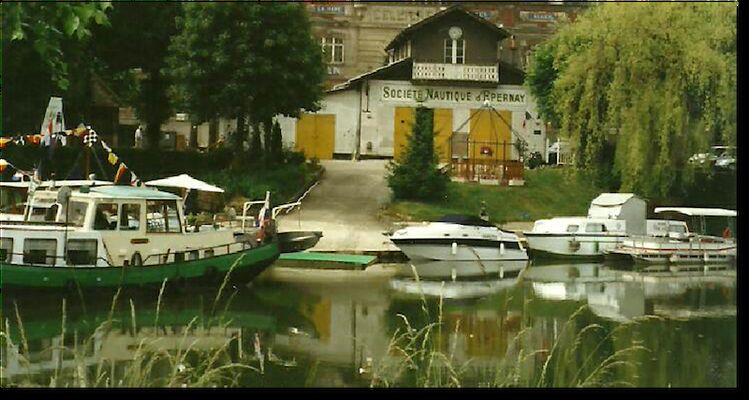Relais Nautique : Capitainerie - Epernay