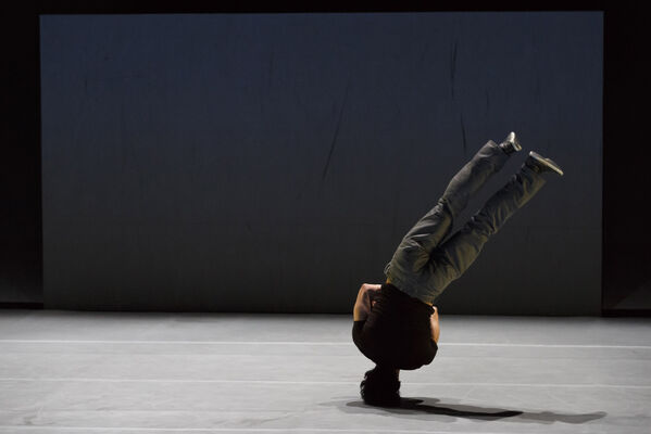 acrobates-comète-chalons-cirque