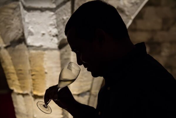 caves-medievales-chalons-degustation