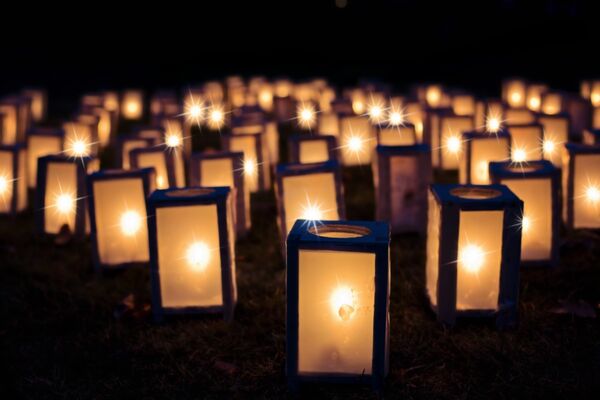 lights-1088141-1920