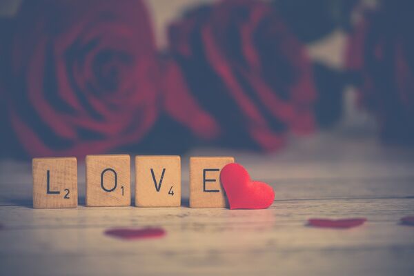 love-3061483-1920
