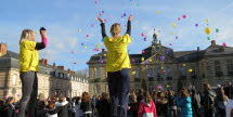 telethon-des-ballons-et-des-jeunes